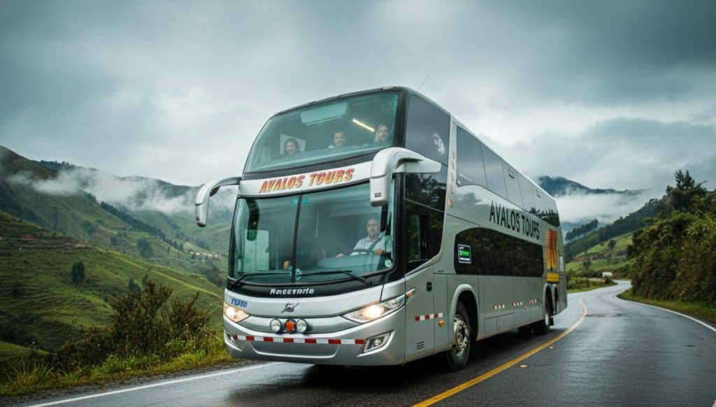 Seguridad vial en los Andes: protocolos Innegociable de Avalos Tours 1 Primer plano de un conductor experto de Avalos Tours al volante de un bus moderno con tecnología GPS y ABS, garantizando seguridad al viajar a Puno en enero.